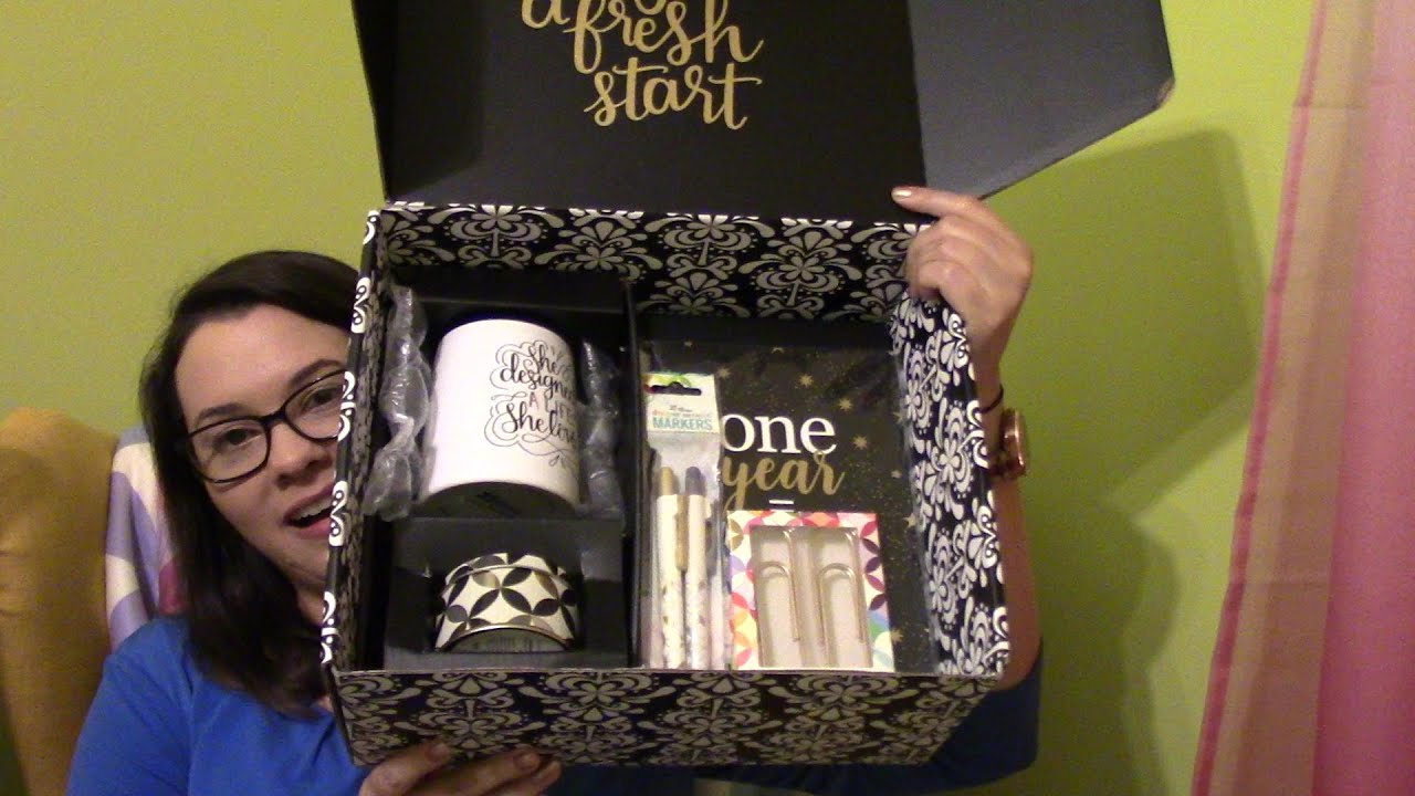 2018 EC Winter Surprise Box 