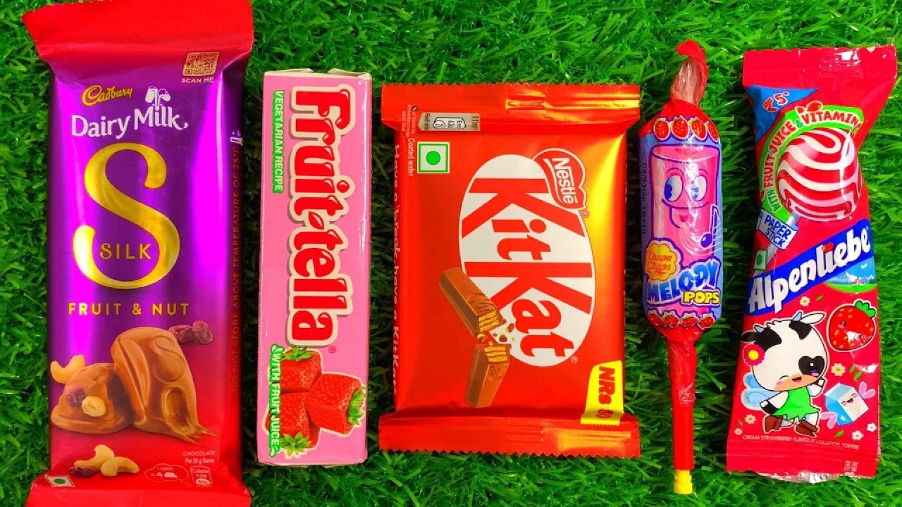 Satisfying Video Asmr Unboxing GIANT Sweets Chocolate and Rainbow Lollipops with Candy Cutting Asmr.