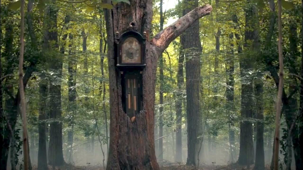 Stranger Things Clock Chimes EVERY 10 Seconds YouTube