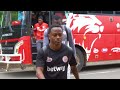 KIKOSI KILIVYOWASILI UWANJANIN KWAAJILINYA MCHEZO DHIDI YA FOUNTAIN GATE FC 