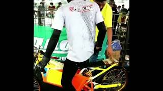 drag bike cicangkal...motor listrik nih ngerri...boy