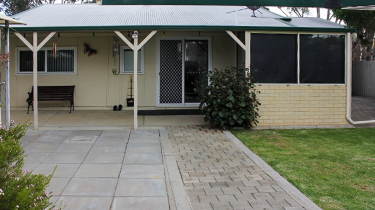 McMahon Real Estate presents… 9 Moojebing Road Katanning YouTube