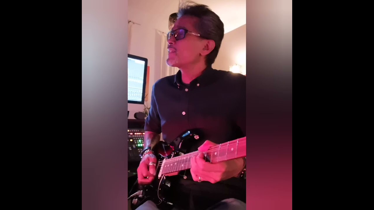 Guns N Roses November Rain - guitar practice adlı videoyu YouTube'da izle Guns N Roses November Rain - guitar practice adlı videoyu YouTube'da izle