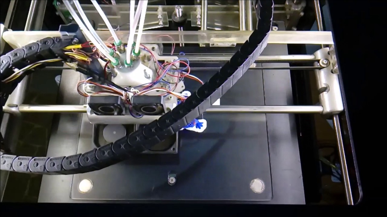 2 colors 3D printing with Flux capacitor - Time Lapse - YouTube
