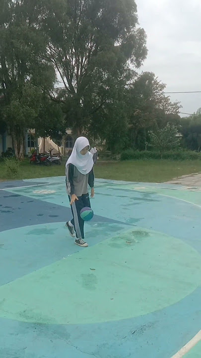 Tugas Bola Tangan Pravita Sari XI.2