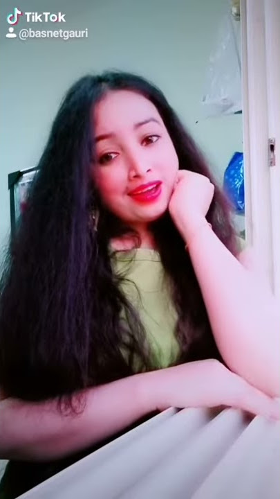 tujhe dekha hai tyo Jana Sanam by Gauri Basnet tiktok video
