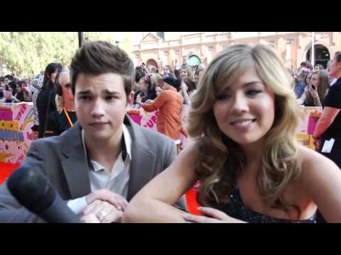 Stars of iCarly Nathan Kress & Jennette McCurdy at...