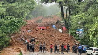 Download Lagu BERITA DUKA SEKARANG INI !!! Sitinjau Lauik  Longsor Besar, Akses Jalan Lumpuh Total Tak Bisa Lewat MP3