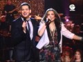 Vídeo! Michael Bublé e Thalía cantam em especial de natal da <i>NBC</i>