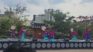 2024년10월9일 제23회 박경현무용단. 검무 초3 홍려원