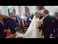 Jarru le canta a cristina en el altar