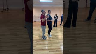 Bachata - Basic to Sliding Door