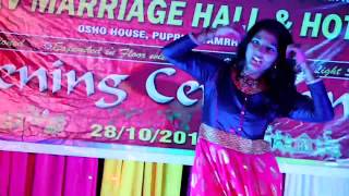 Ghar more pardesiya and dhaani chunariya remix /semi classical cover dance/the swag crew academy .