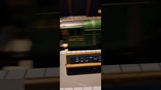 4472 'Flying scotsman' reverses through platform 3