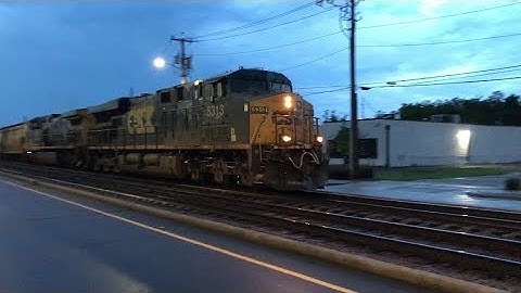 [CSXT]5313 ES40DC & 395 CW44AC Leads A Pretty Long Q470-12 NB Through Fay NC As He Prepares To stop