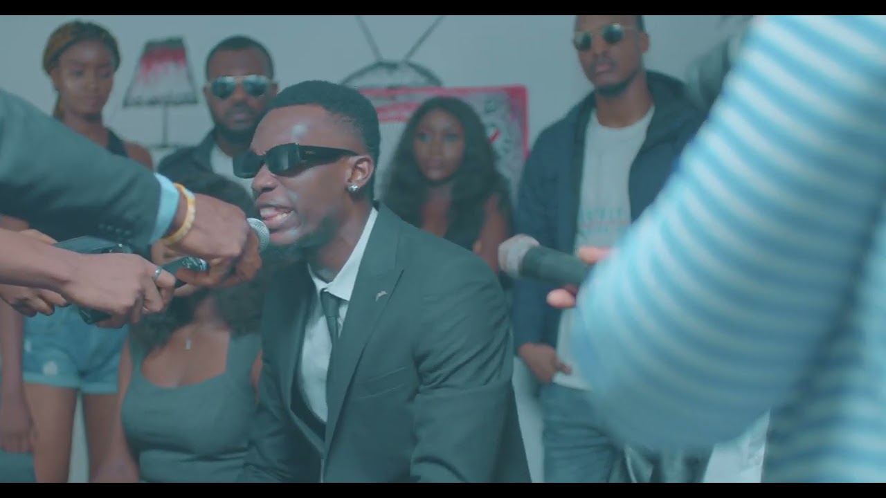 MO BY MOKROSS SHOT BY TSTICKZ