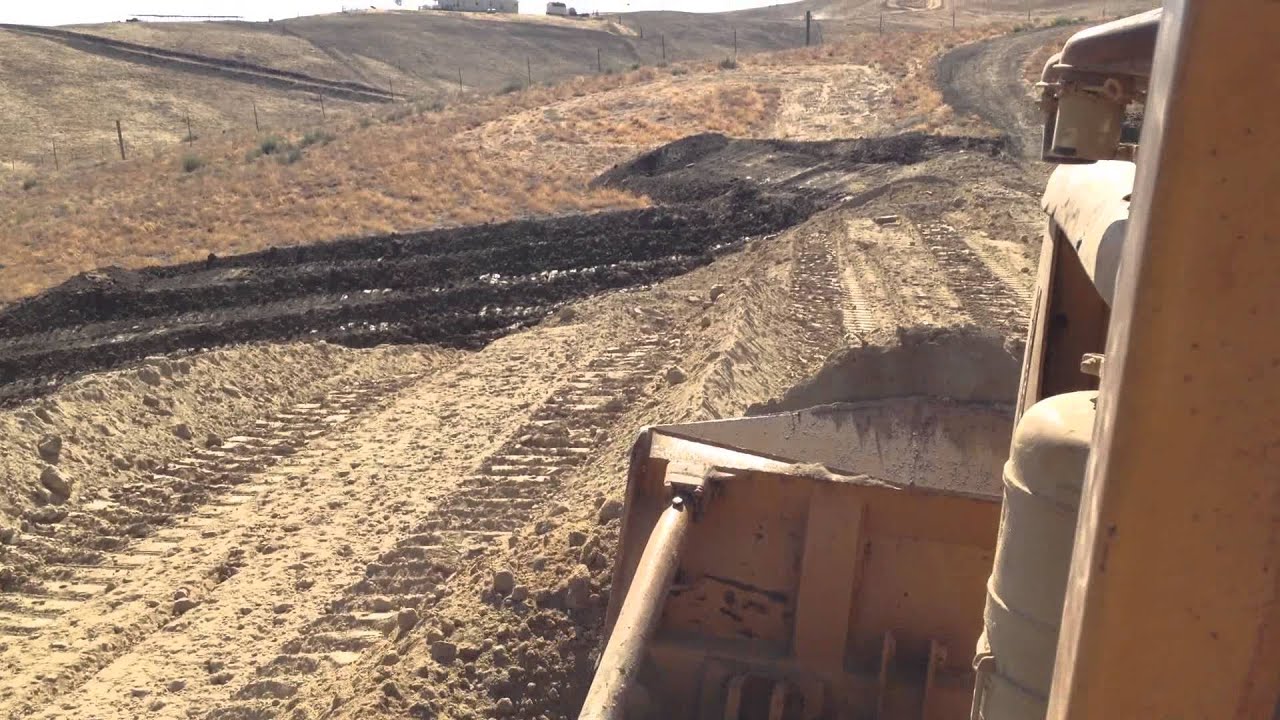 Pushing Dirt With D8