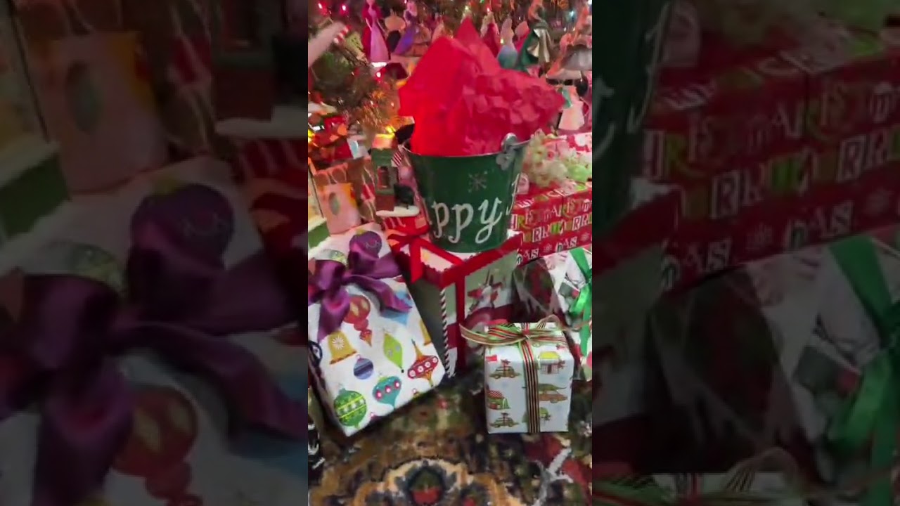 Wait Till You See How She Matches Ribbons 🎀🎄 | Part 2