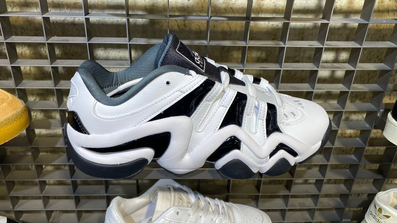 【ML】キャシー・ラング Adidas Crazy 8 Low (Cloud White/Core Black/Collegiate Purple