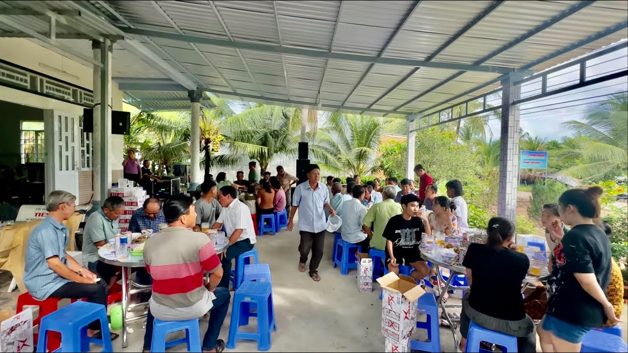 ĐÁM GIỖ CÀ MAU LỚN NHẤT MIỀN TÂY ( ĐÃI 15 BÀN ) CHÒI LÁ QUÊ # T 105 