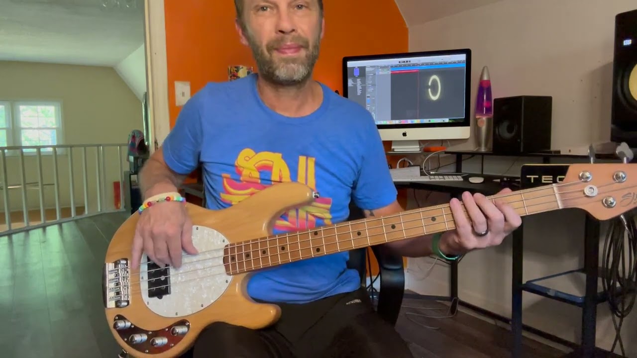 September - Earth Wind and Fire (Verdine White) bass cover