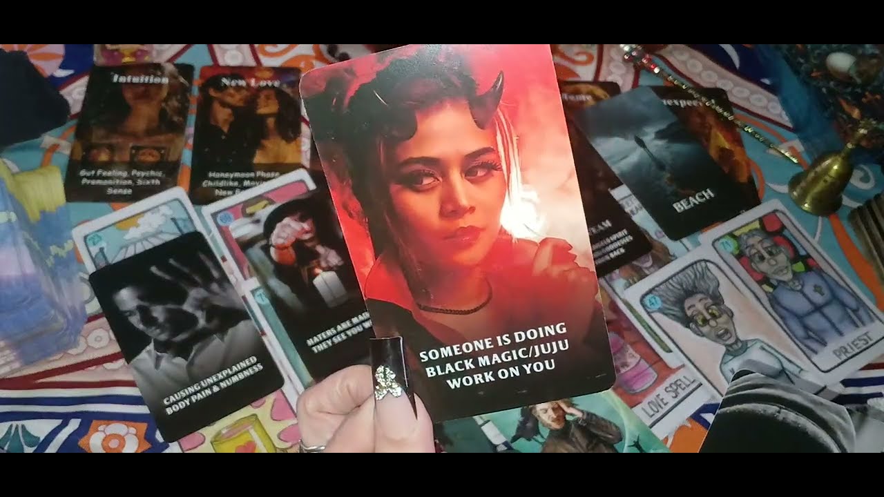 Этот кармический персонаж баловался колдовством.