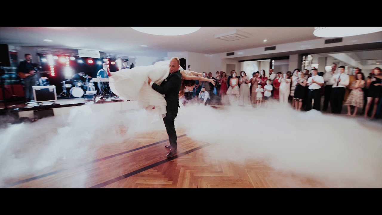 Klaudia & Patryk | Cudowny pierwszy taniec | Gościniec w Czuszowie