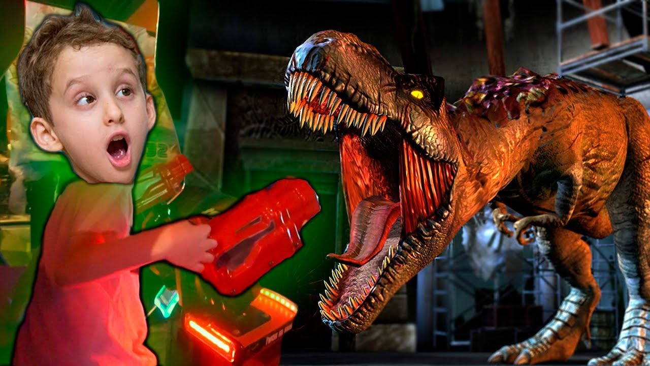 LEVEI O PAULINHO PARA JOGAR O JOGO PARQUE DOS DINOSSAURO (Pegamos o  T REX)