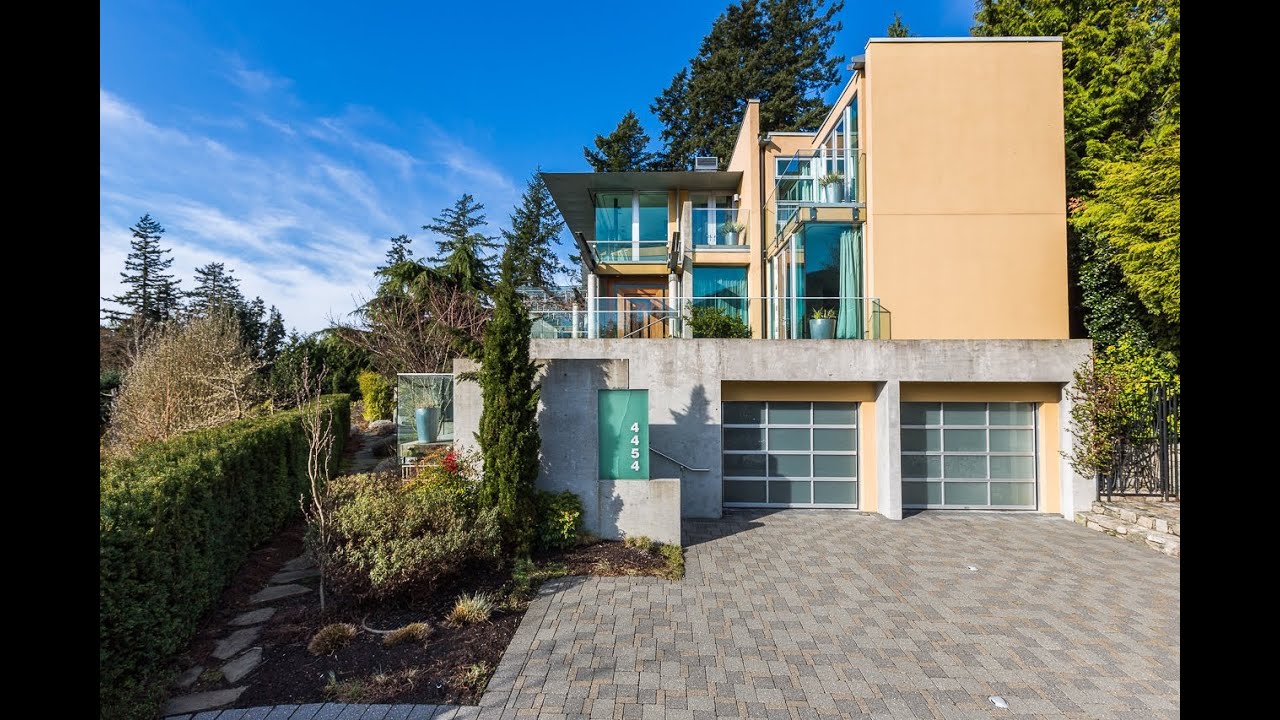 Regency Place - West Vancouver Real Estate