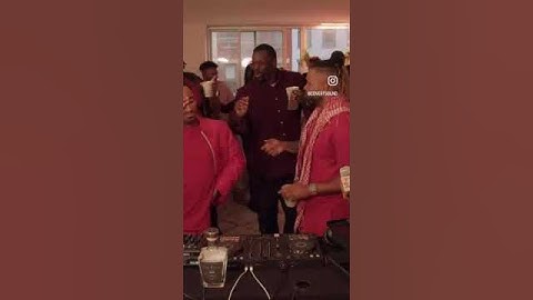 Thumbnail of When the Electric Slide meets Cleo Sol… via @Club1BD