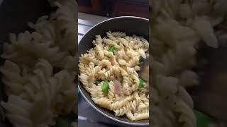 White sauce pasta youtubeshorts foodie whaticookinaday whatieatinaday recipe