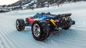 Traxxas Rustler 4x4 VXL | SKI RUN | 4K Slow motion
