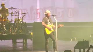 Bored to Death (first w/ Tom Delonge) blink-182 St. Paul MN