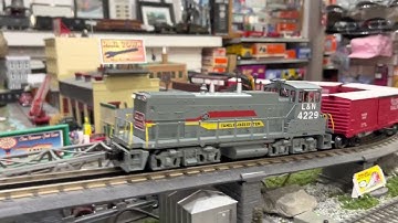 MTH Railking EMD MP15AC Louisville & Nashville Diesel Locomotive Test Run