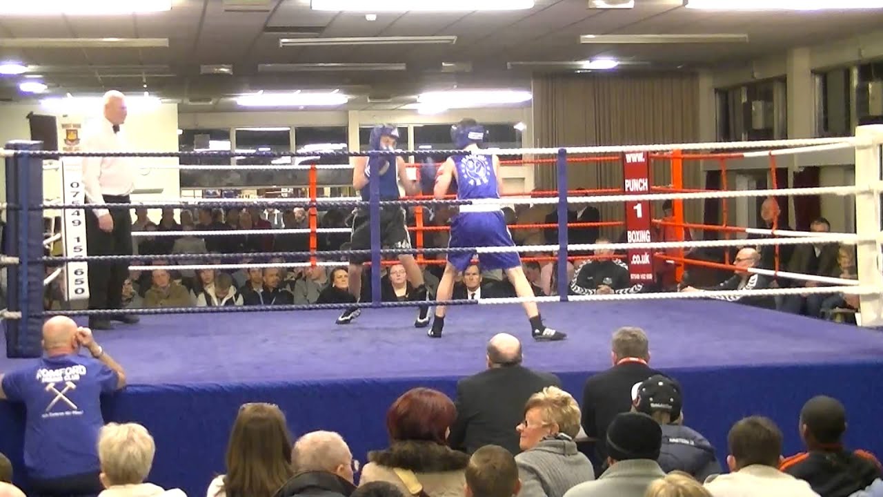 Ronny Rasmussen, Haslev ABK vs Lewis Hughes, Romford ABC 1-3 omgange ...