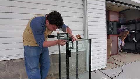 How to build an aquarium overflow