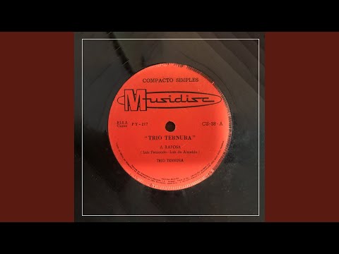 Putar Selado Com Um Beijo - Trio Ternura