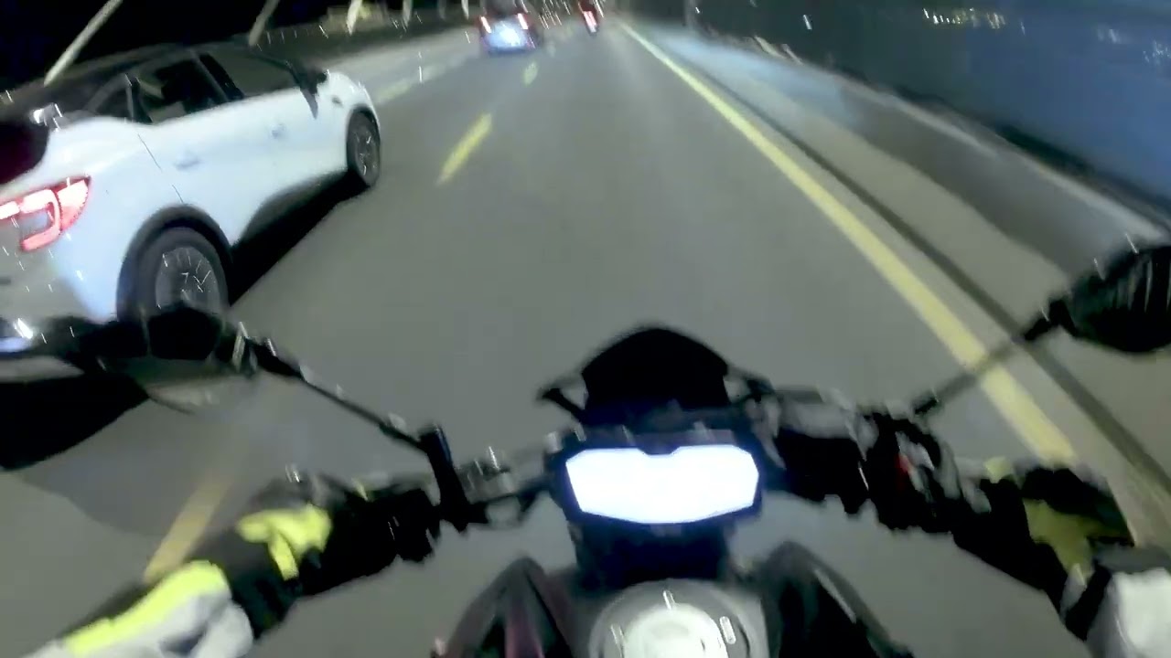 NIGHT RIDE in SEVILLA  | YAMAHA MT-07 with SC Project Conic | Raw sound