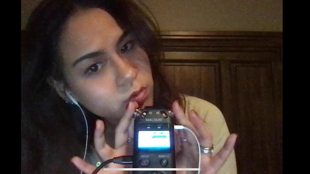 tascam mic touching asmr w/ visual triggers and mouth sounds ⛄️