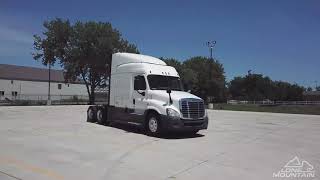 2015 Freightliner Cascadia (Midroof) Lone Mountain Truck Leasing