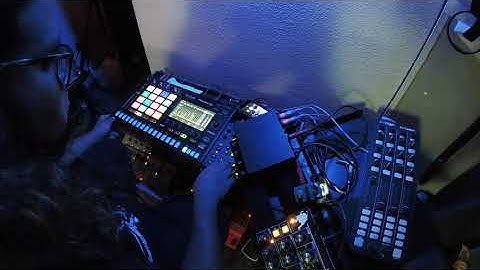 Dawless jam Pioneer Sp16, Elektron Digitakt, Moog minitaur