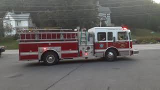 Thomaston CT, Engine 10 And Utility 3  Leaving