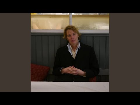 I dina ögon där gryr morgonen (live) adlı videoyu YouTube'da izle