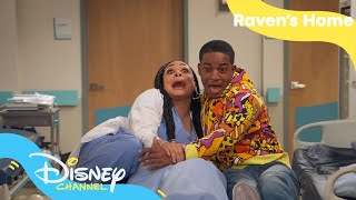 Kaos på sjukhuset | Raven&#39;s Home | Disney Channel Sverige