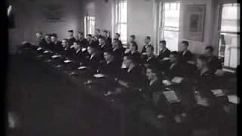 Big Da-Dit-Da Class Graduated At New Naval Radio School (1941)