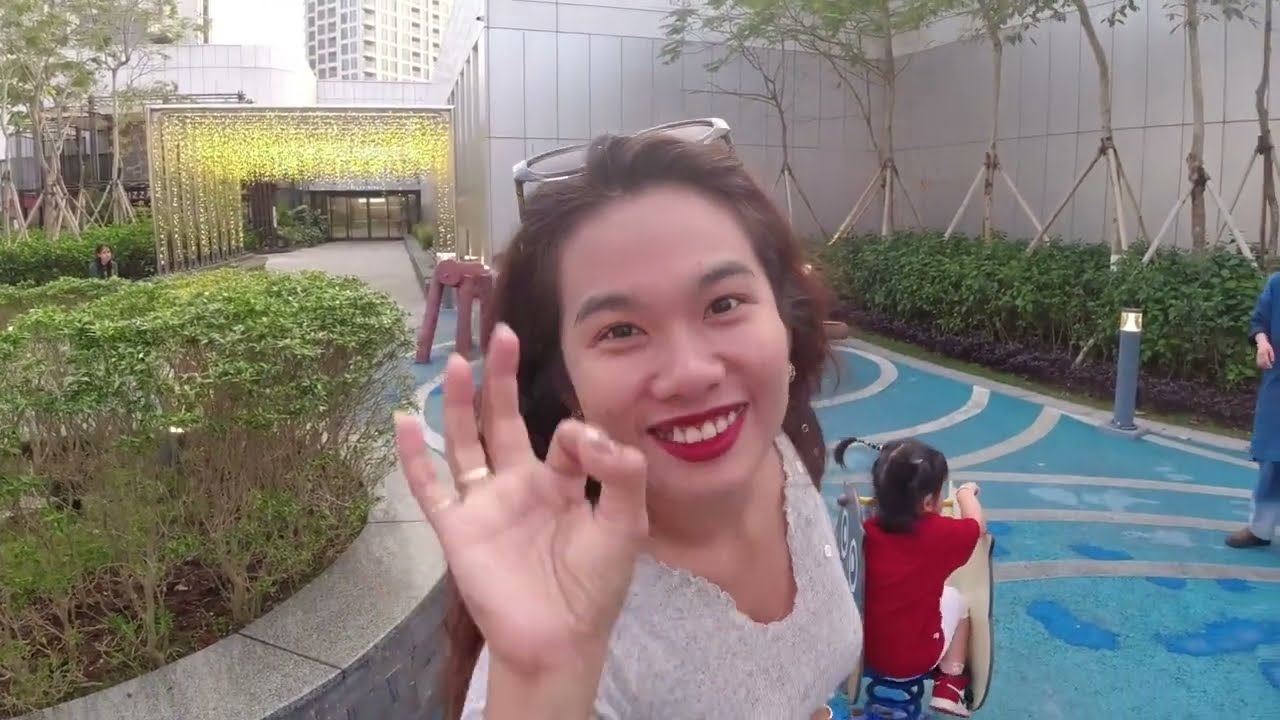 Chồng Bắc Vợ Nam du xuân mùng 10 Tết | Vlog 01