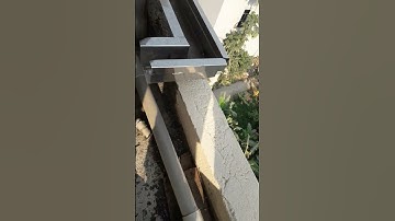 Thợ sửa đường ống nước bị vỡ tại nhà