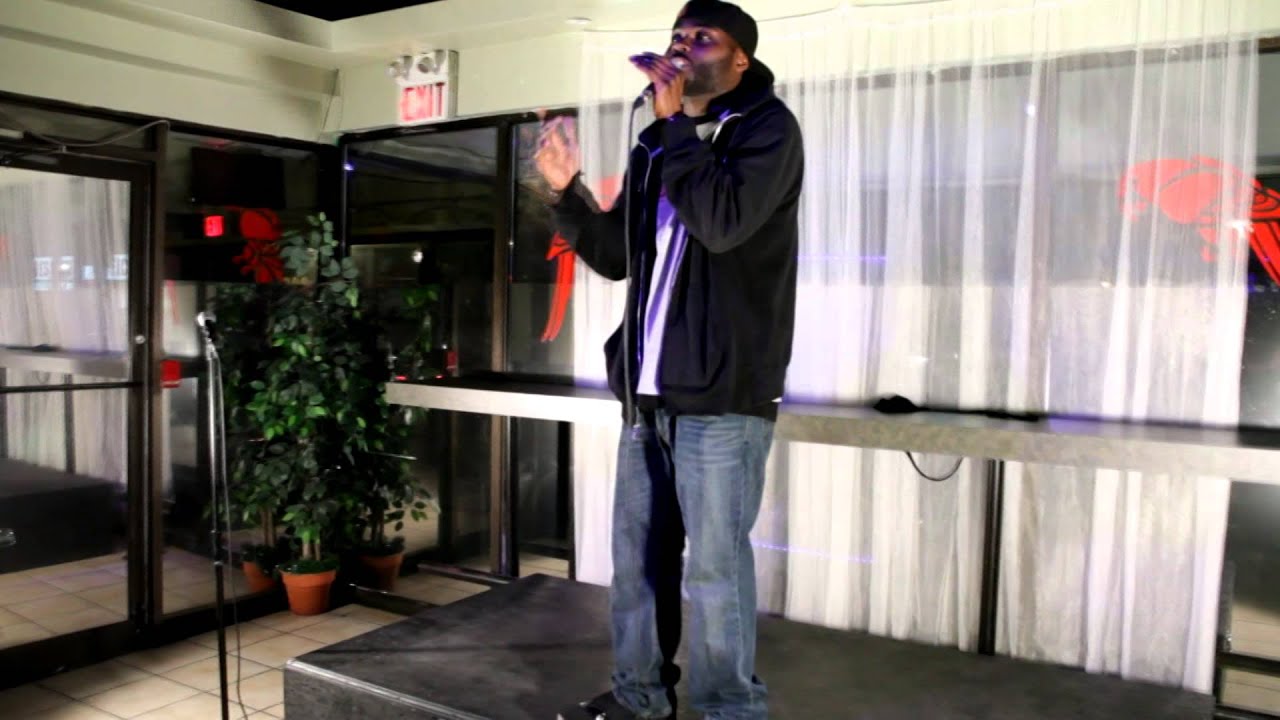 Oso - "Moment of Clarity" Live at The Red Parrot - The B.T.R.O. Project {Explicit}