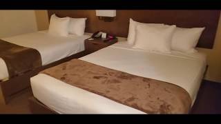 Red Feather Lodge room Grand Canyon Village Arizona Road Trip 2019