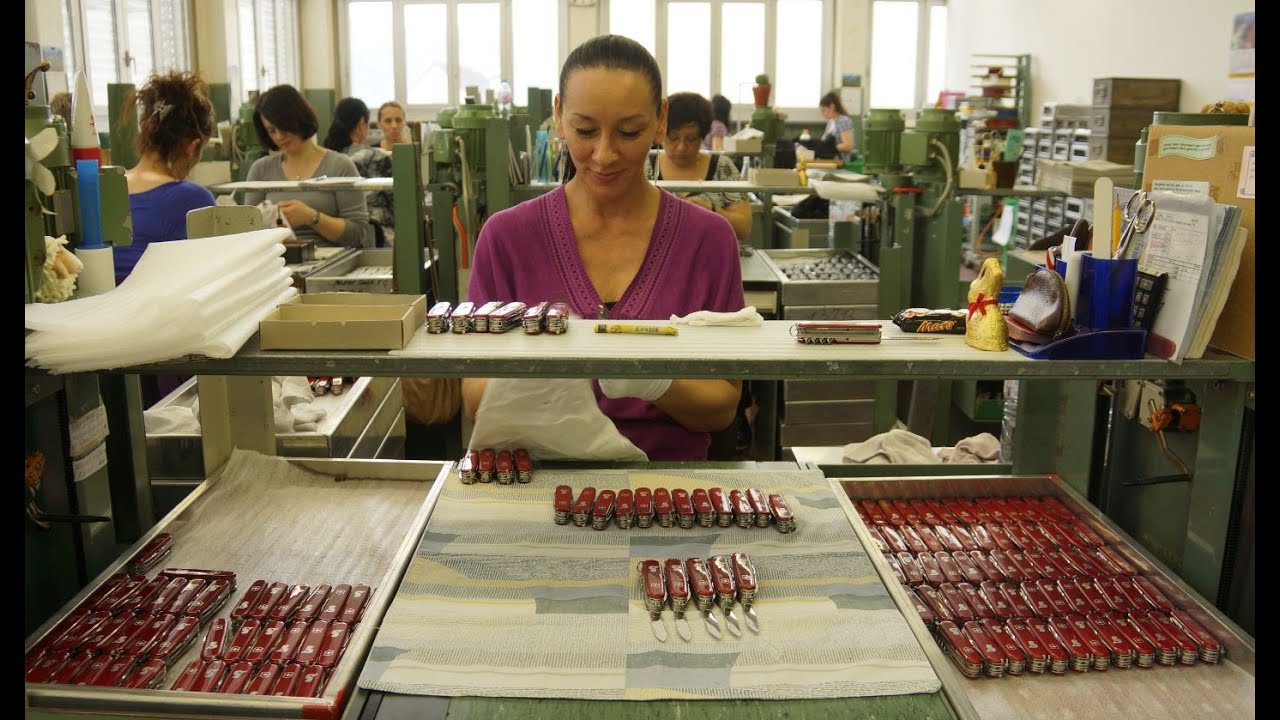 Victorinox Swiss Army Knives Production 2016 FRENCH